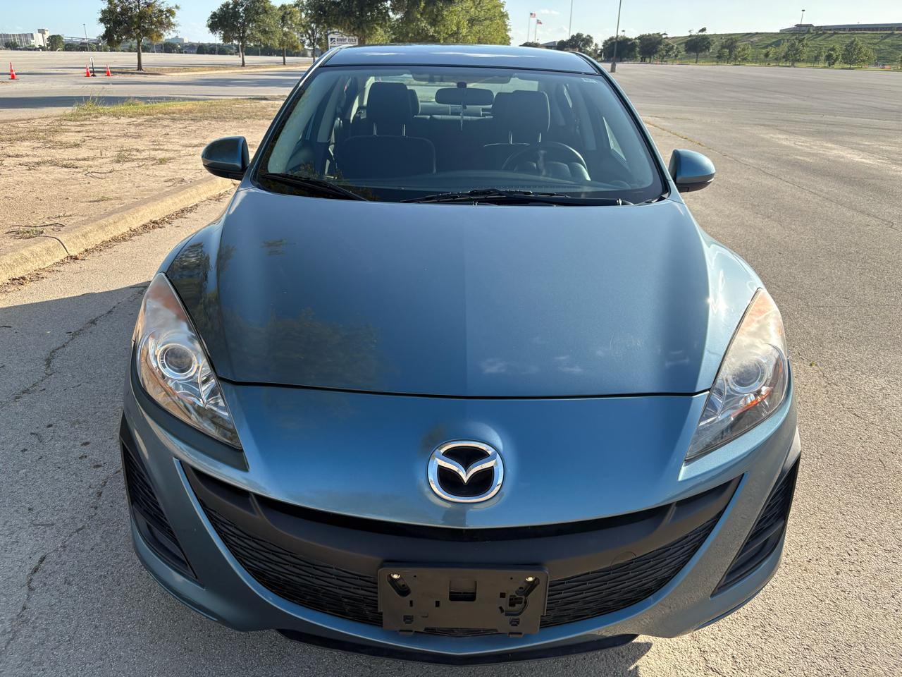 Mazda MAZDA3 4dr Sdn Auto i Touring 2011