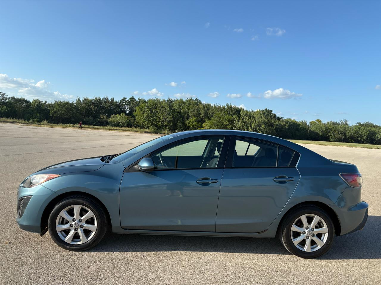 Mazda MAZDA3 4dr Sdn Auto i Touring 2011