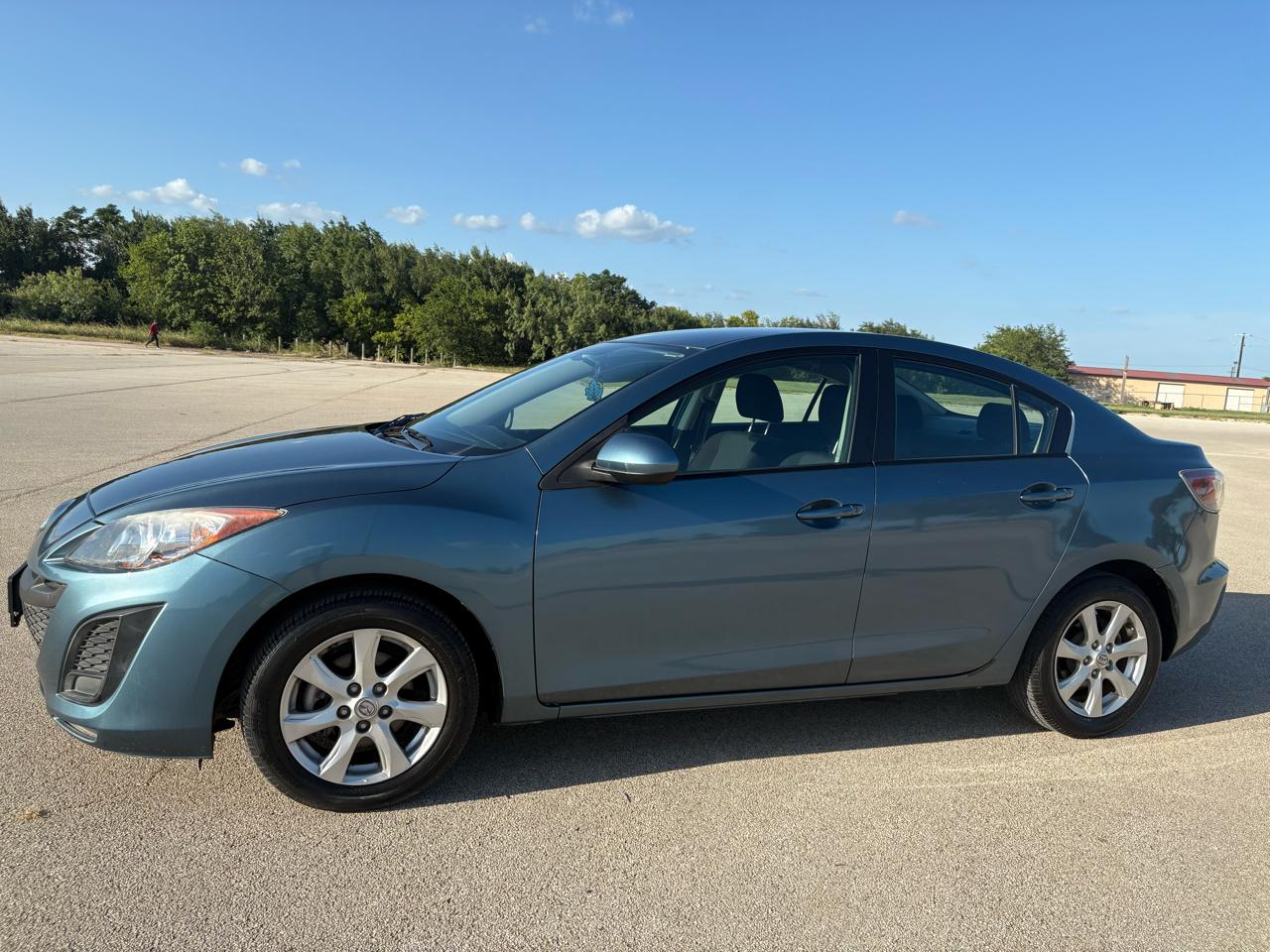 Mazda MAZDA3 4dr Sdn Auto i Touring 2011