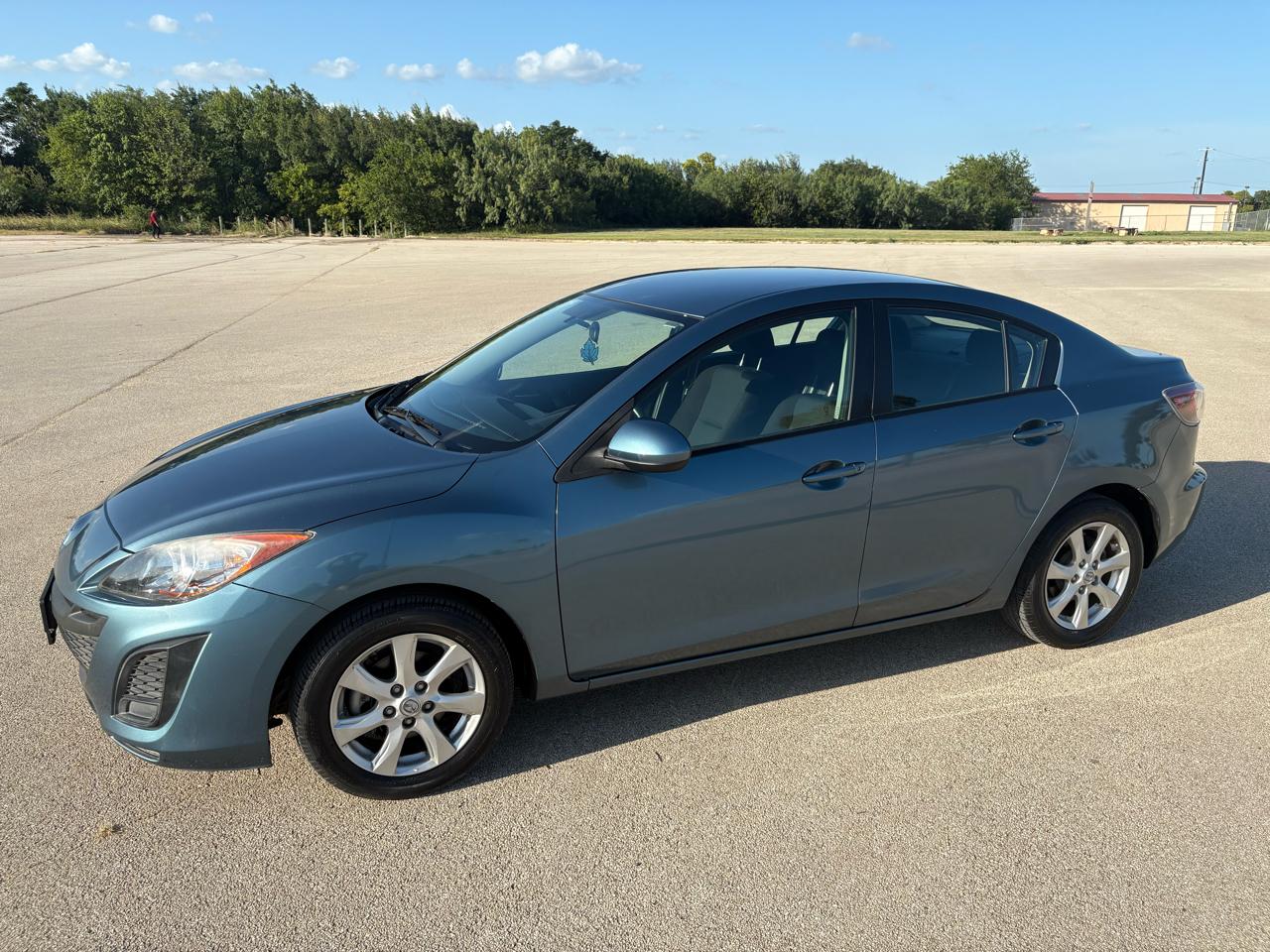 Mazda MAZDA3 4dr Sdn Auto i Touring 2011