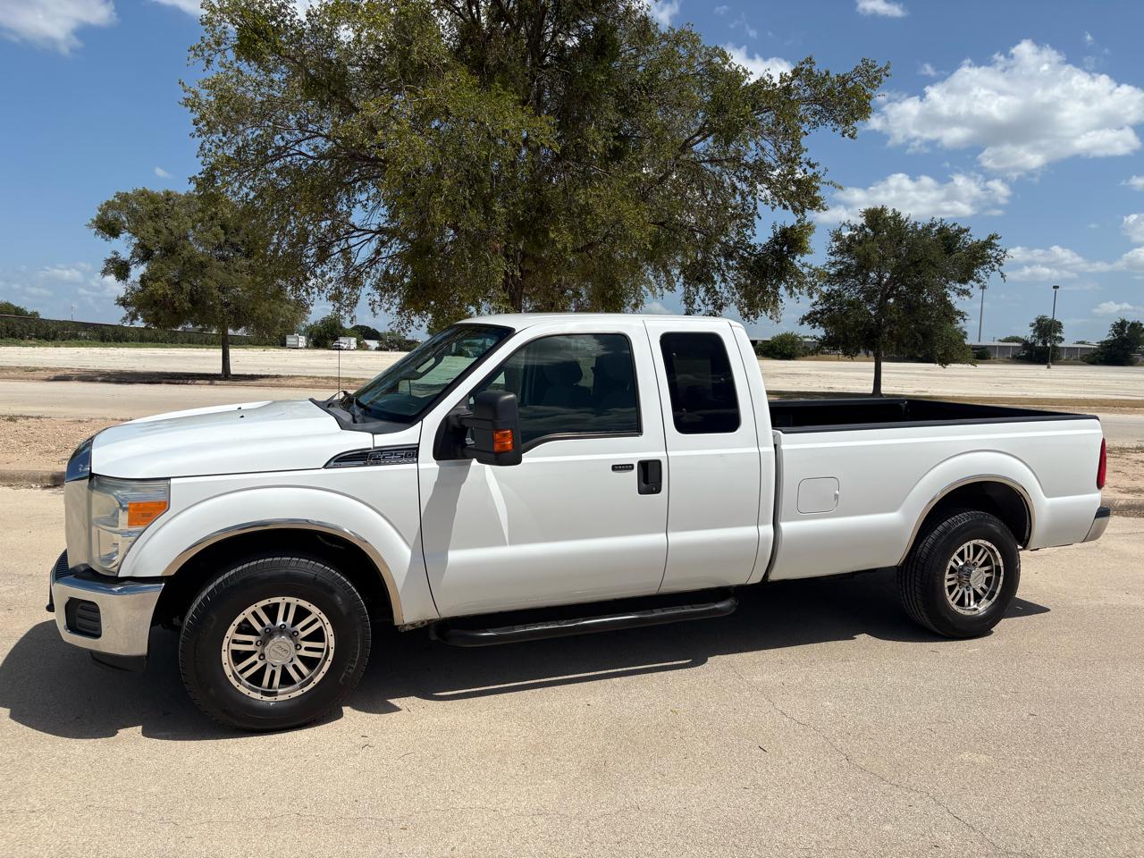 Ford F-250 XLT SuperCab 2WD 2012