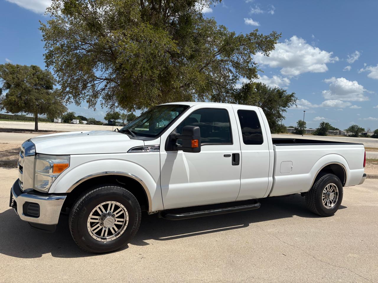 Ford F-250 XLT SuperCab 2WD 2012
