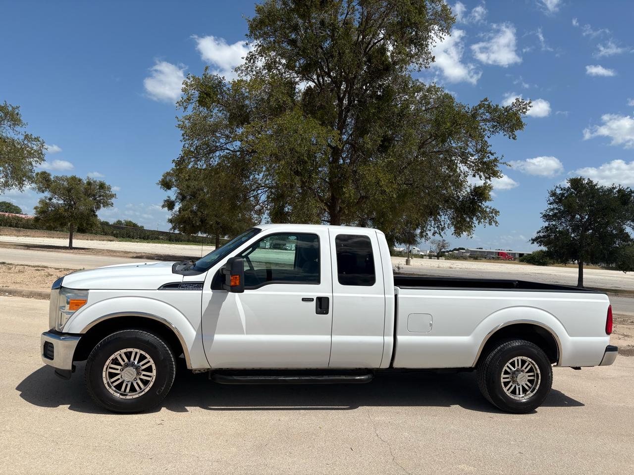 Ford F-250 XLT SuperCab 2WD 2012