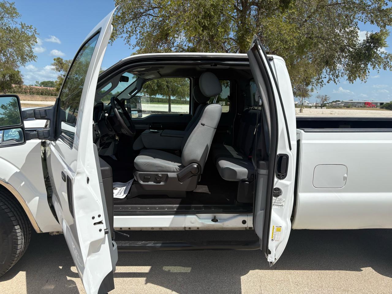Ford F-250 XLT SuperCab 2WD 2012