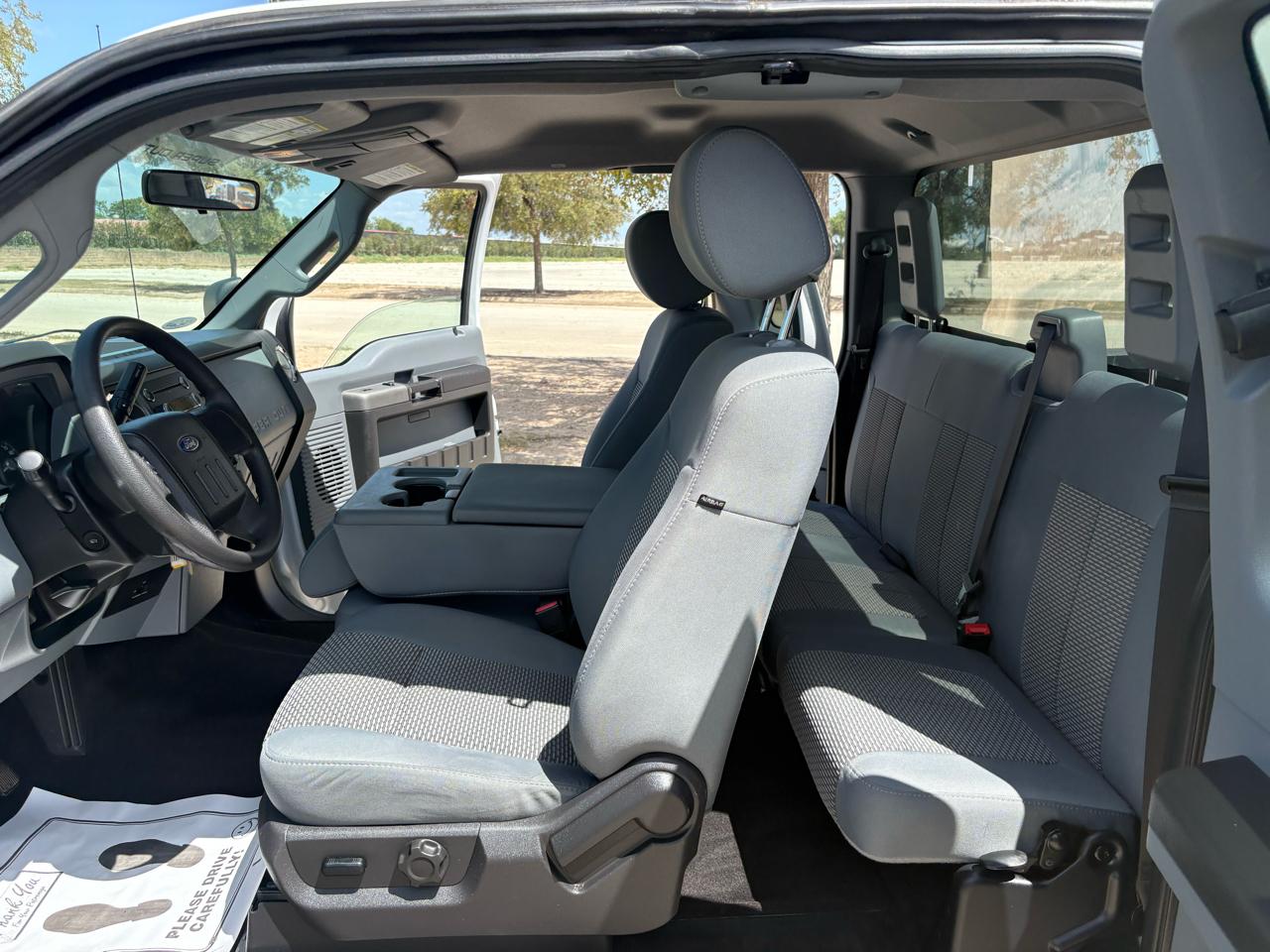 Ford F-250 XLT SuperCab 2WD 2012