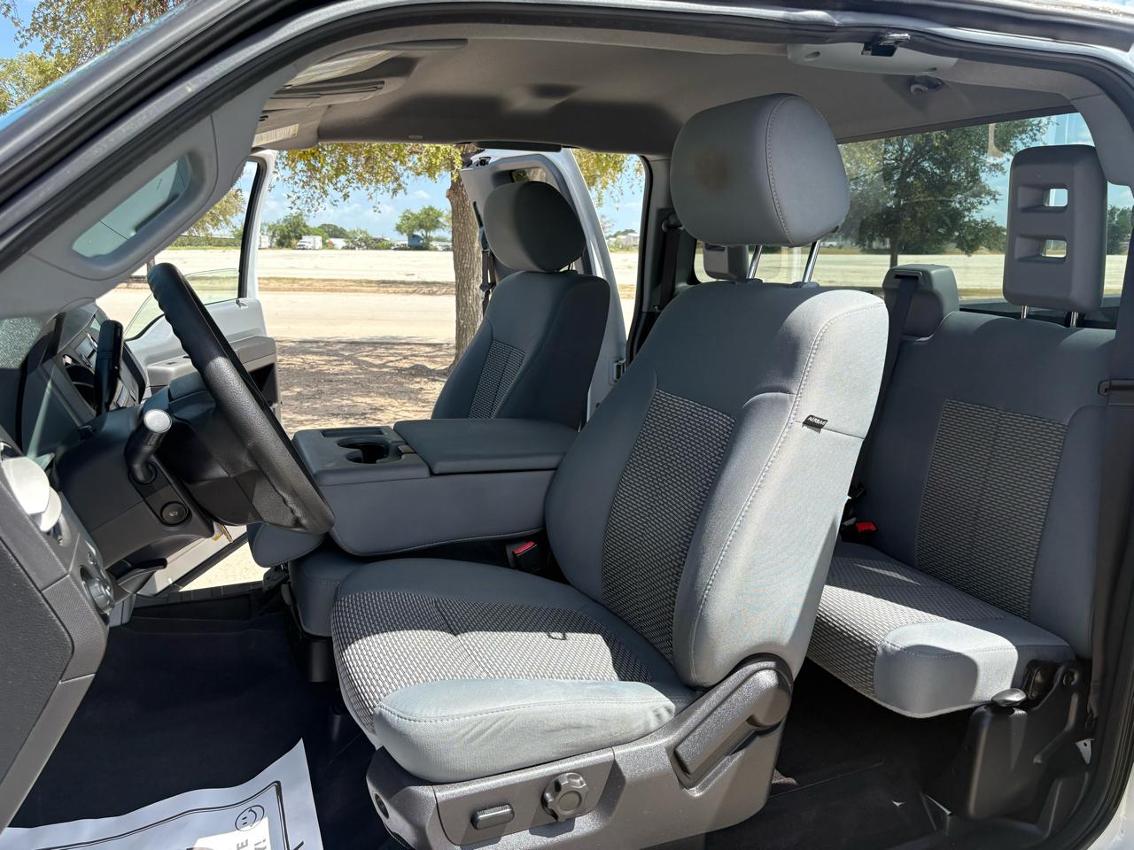 Ford F-250 XLT SuperCab 2WD 2012