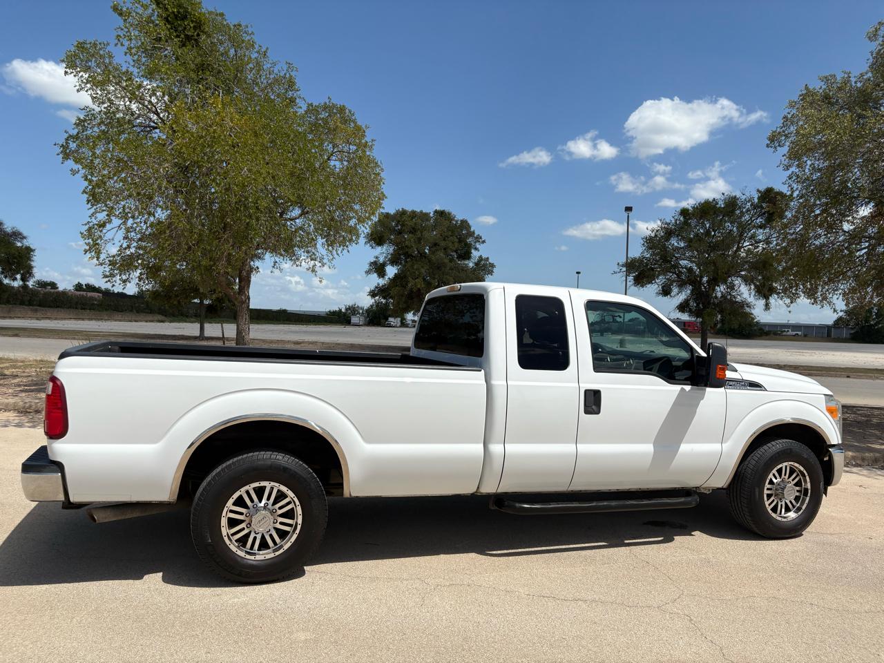 Ford F-250 XLT SuperCab 2WD 2012