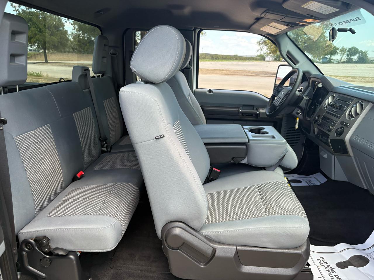 Ford F-250 XLT SuperCab 2WD 2012