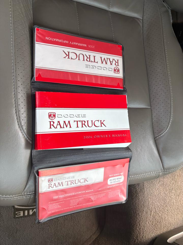 Dodge Ram 2500 4dr Quad Cab 160.5 4WD Laramie 2006