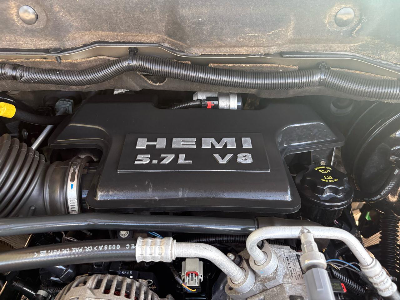 Dodge Ram 2500 4dr Quad Cab 160.5 4WD Laramie 2006