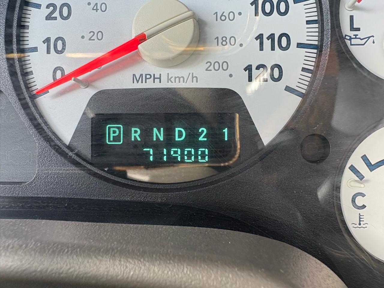 Dodge Ram 2500 4dr Quad Cab 160.5 4WD Laramie 2006