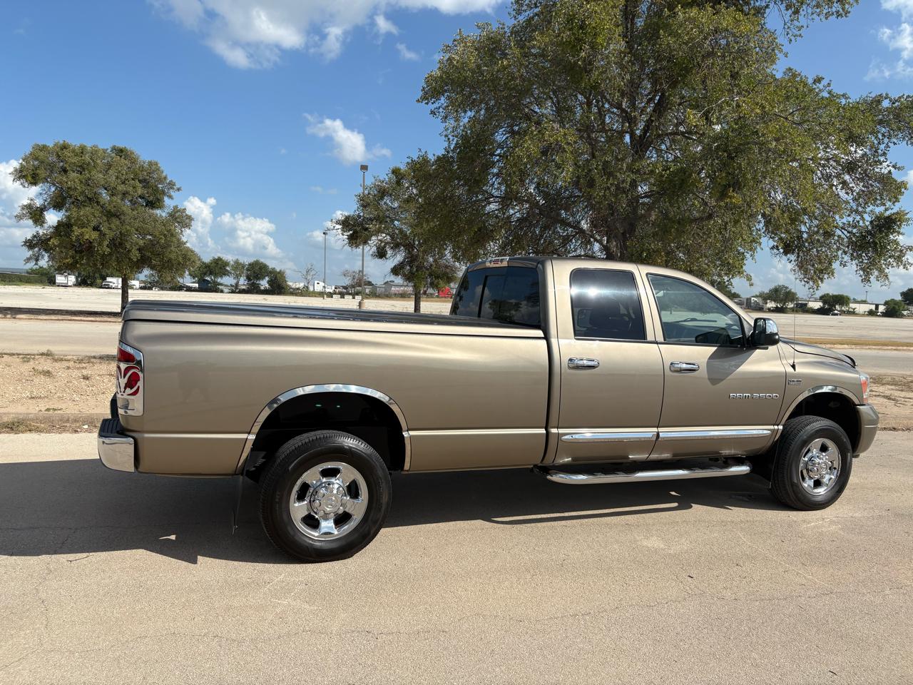 Dodge Ram 2500 4dr Quad Cab 160.5 4WD Laramie 2006