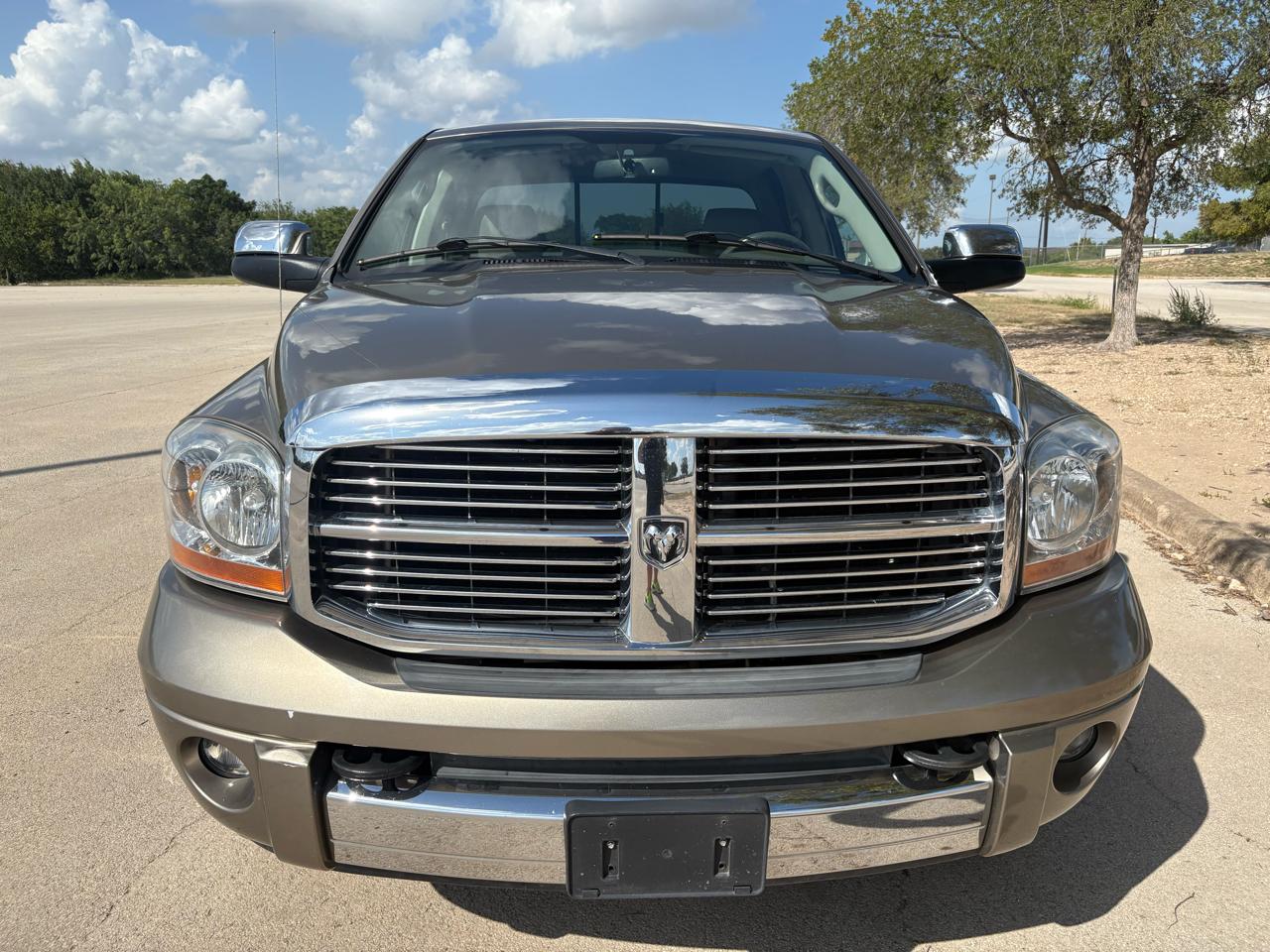 Dodge Ram 2500 4dr Quad Cab 160.5 4WD Laramie 2006