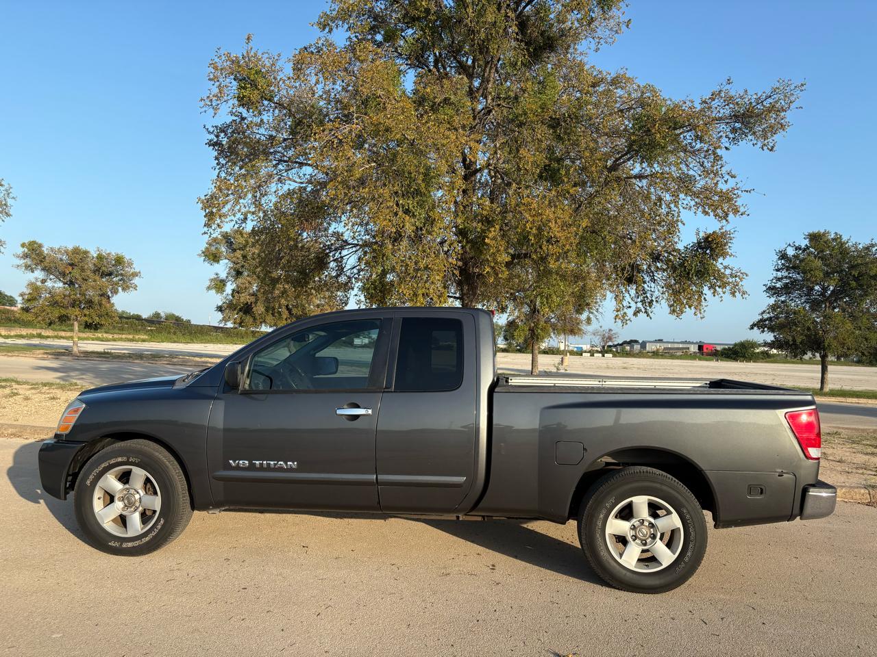 Nissan Titan SE King Cab 2WD 2006
