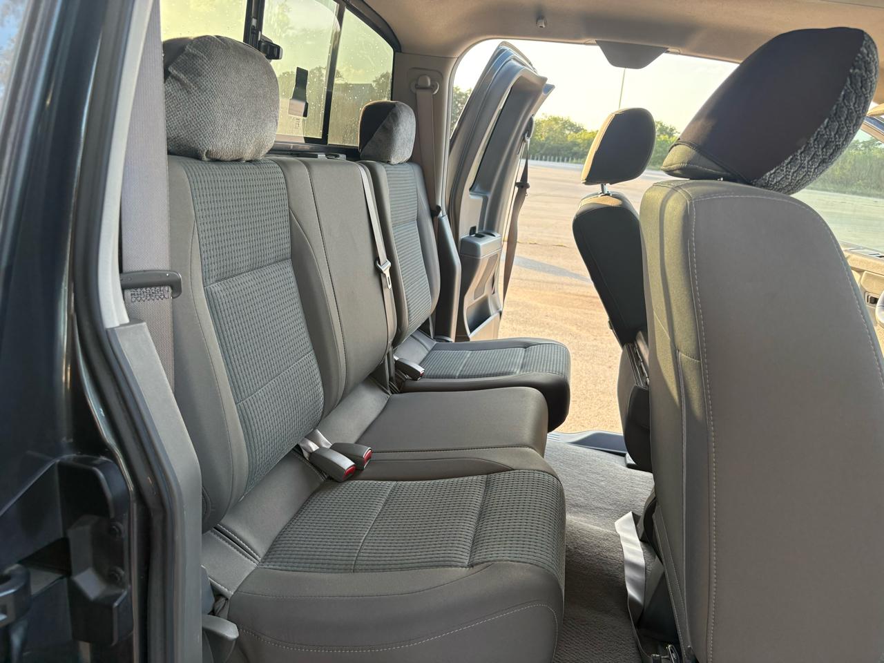 Nissan Titan SE King Cab 2WD 2006