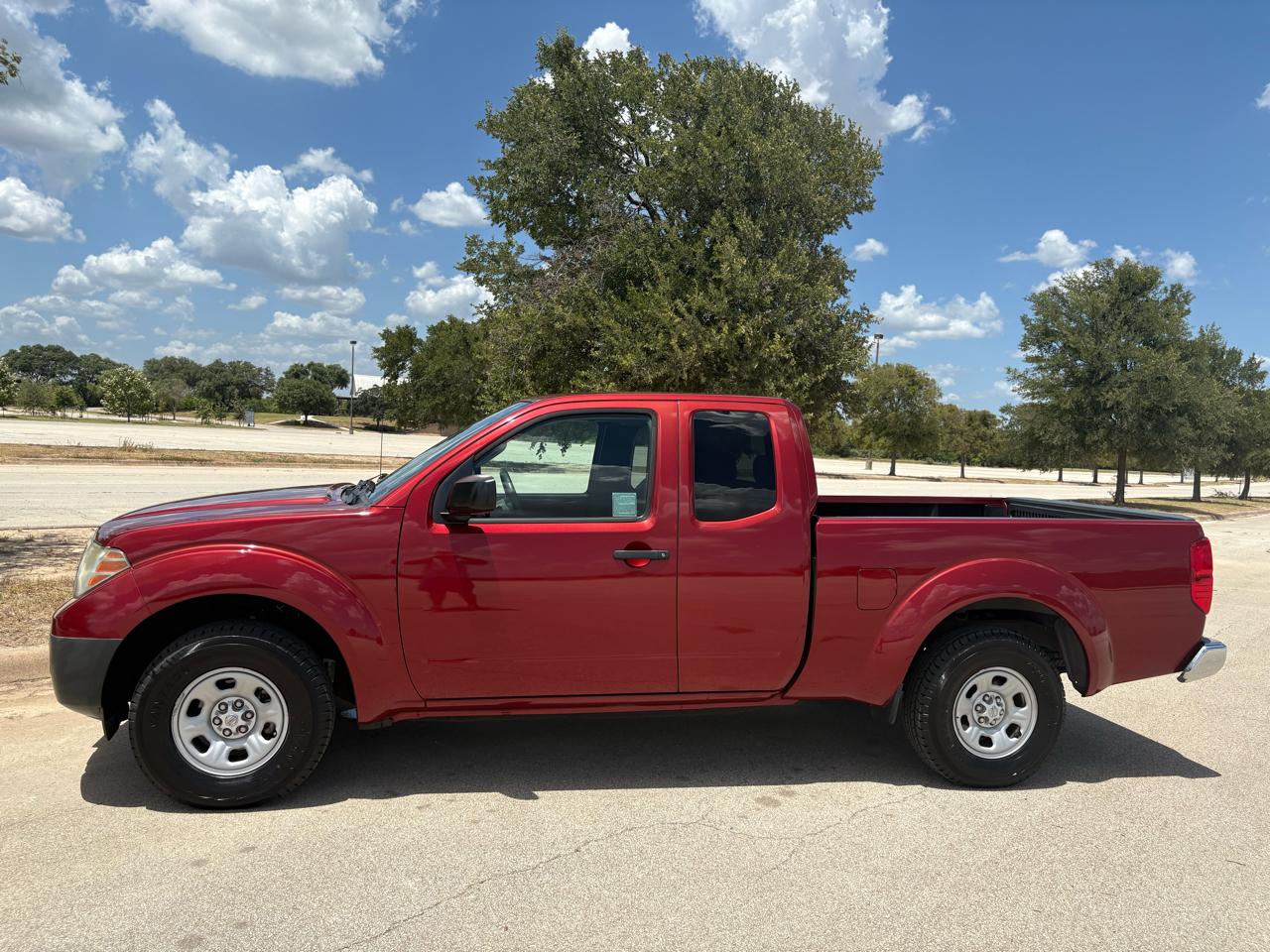 Nissan Frontier  2014