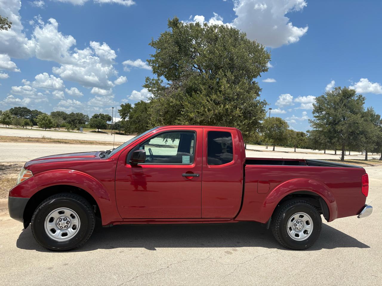 Nissan Frontier  2014