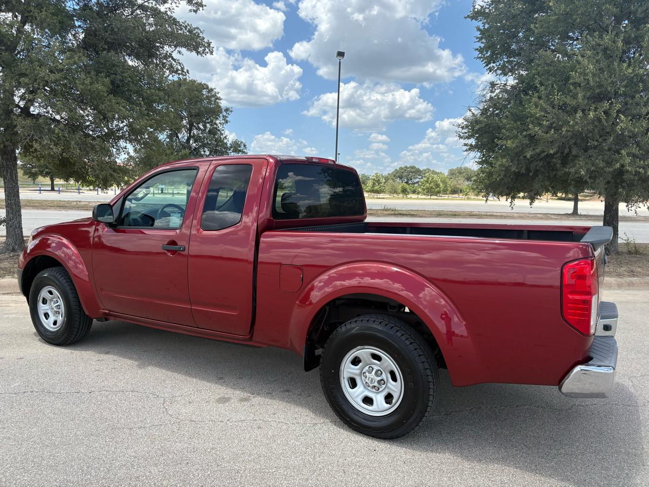 Nissan Frontier  2014