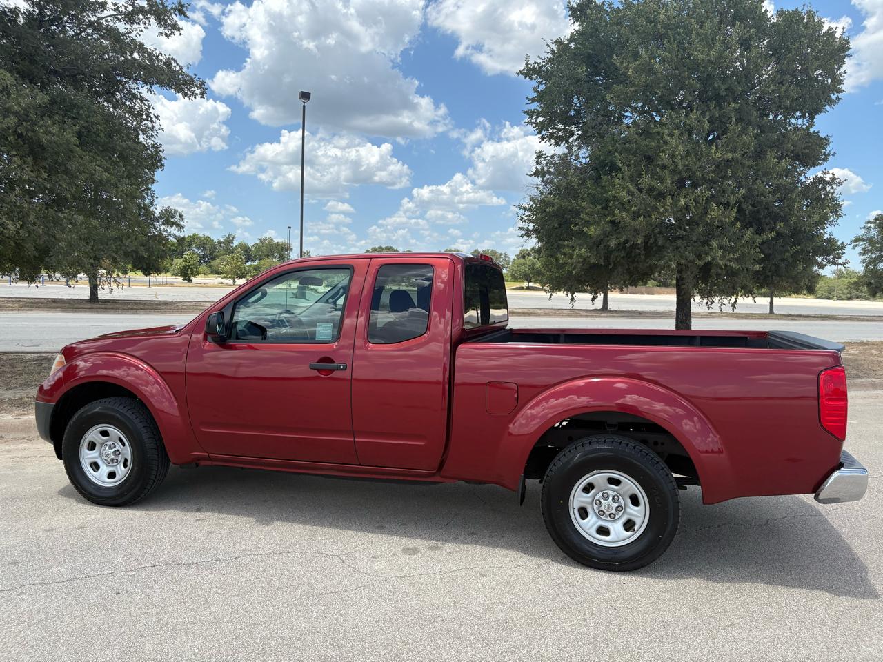 Nissan Frontier  2014