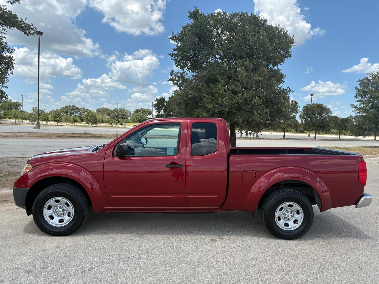 Nissan Frontier  2014