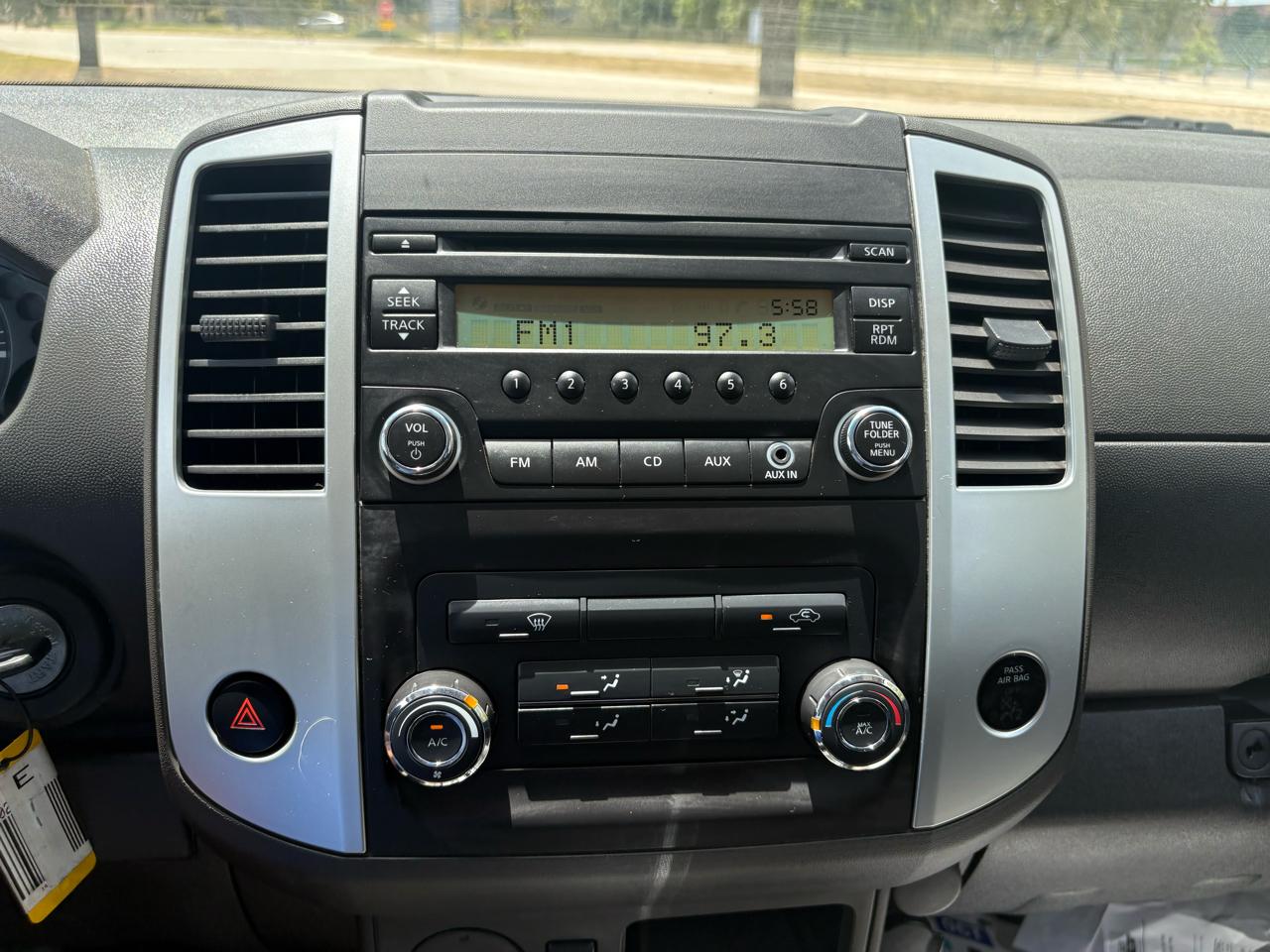 Nissan Frontier  2014