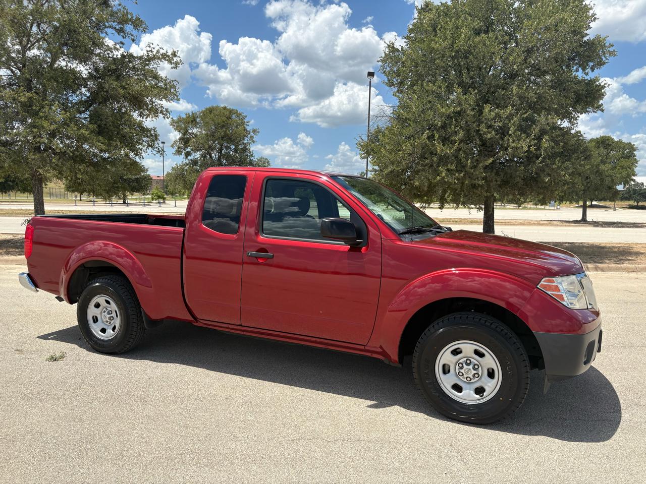 Nissan Frontier  2014