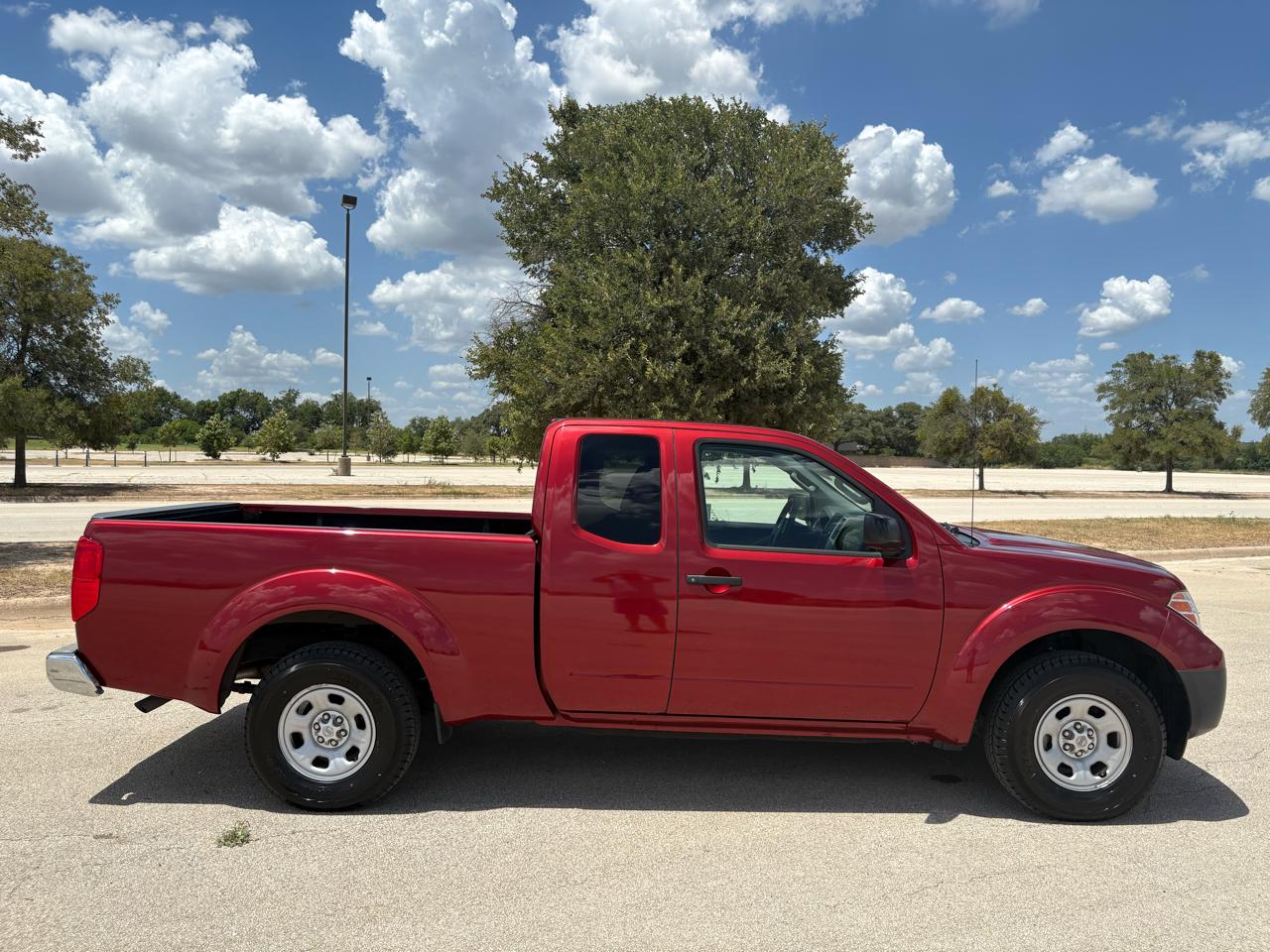 Nissan Frontier  2014