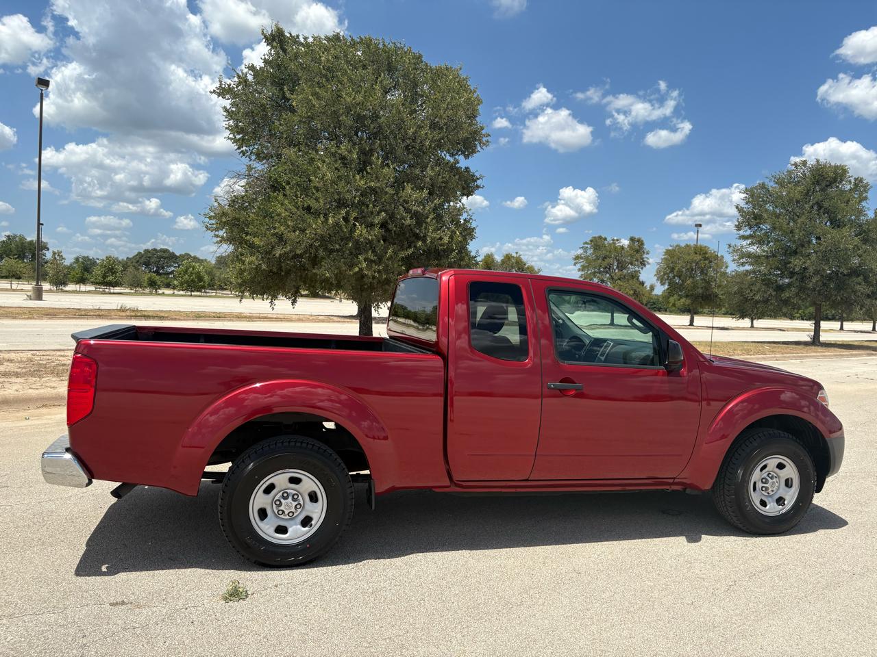 Nissan Frontier  2014