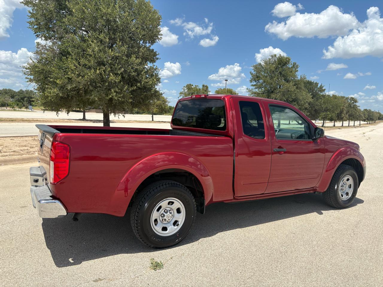 Nissan Frontier  2014
