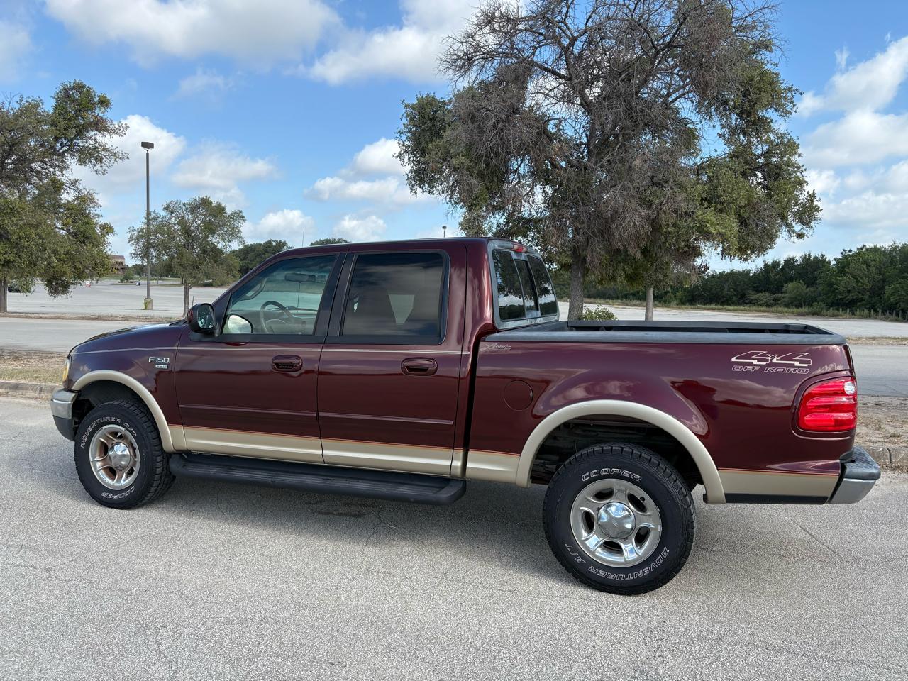 Ford F-150 SuperCrew Crew Cab 139" Lariat 4WD 2001