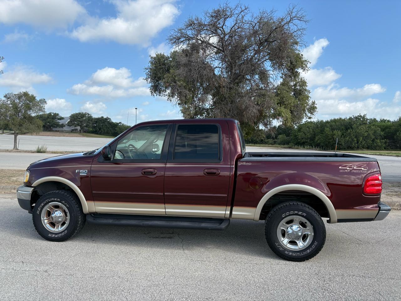 Ford F-150 SuperCrew Crew Cab 139" Lariat 4WD 2001