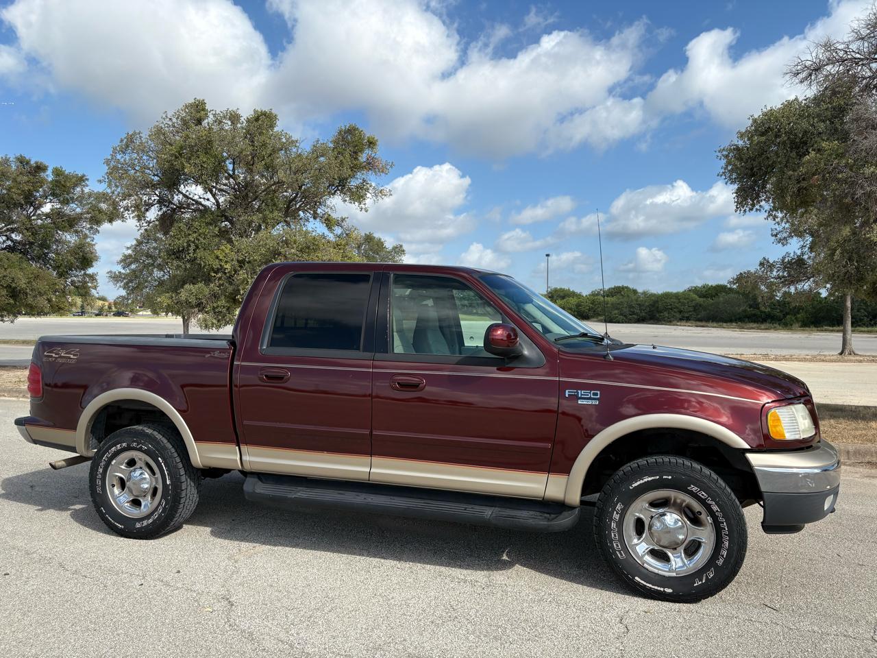 Ford F-150 SuperCrew Crew Cab 139" Lariat 4WD 2001