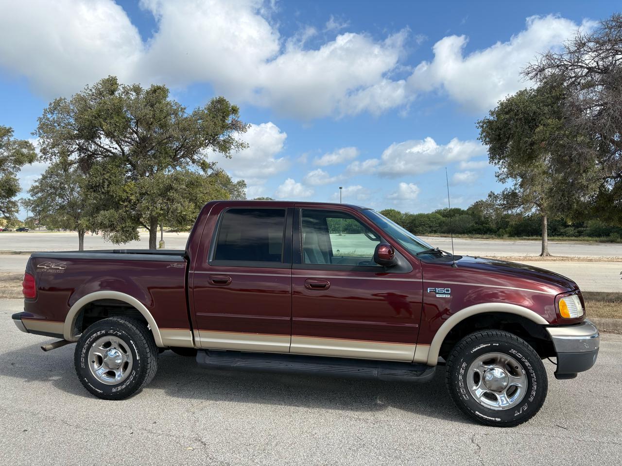Ford F-150 SuperCrew Crew Cab 139" Lariat 4WD 2001