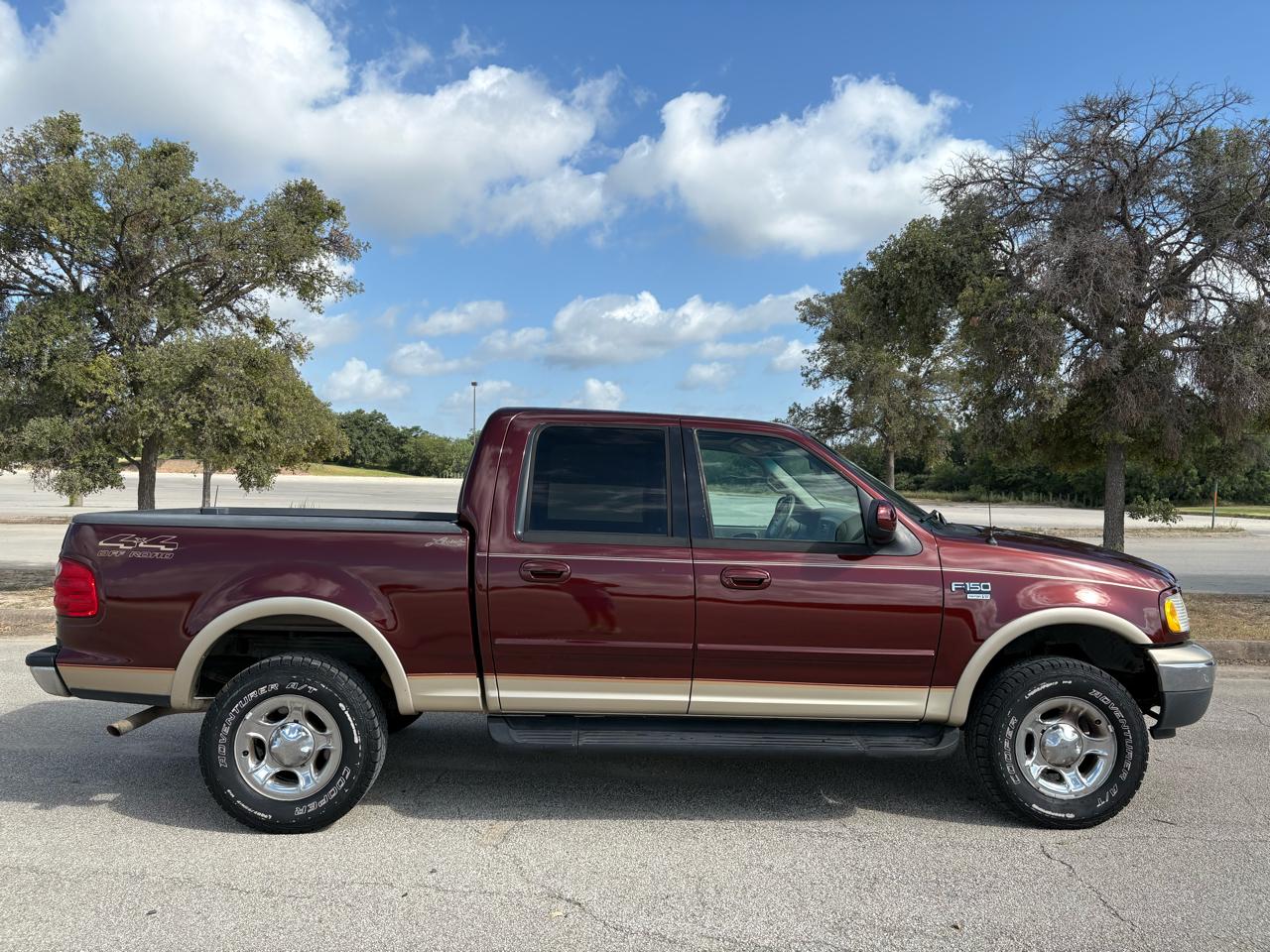 Ford F-150 SuperCrew Crew Cab 139" Lariat 4WD 2001