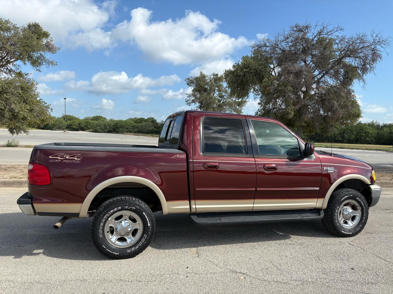 Ford F-150 SuperCrew Crew Cab 139" Lariat 4WD 2001