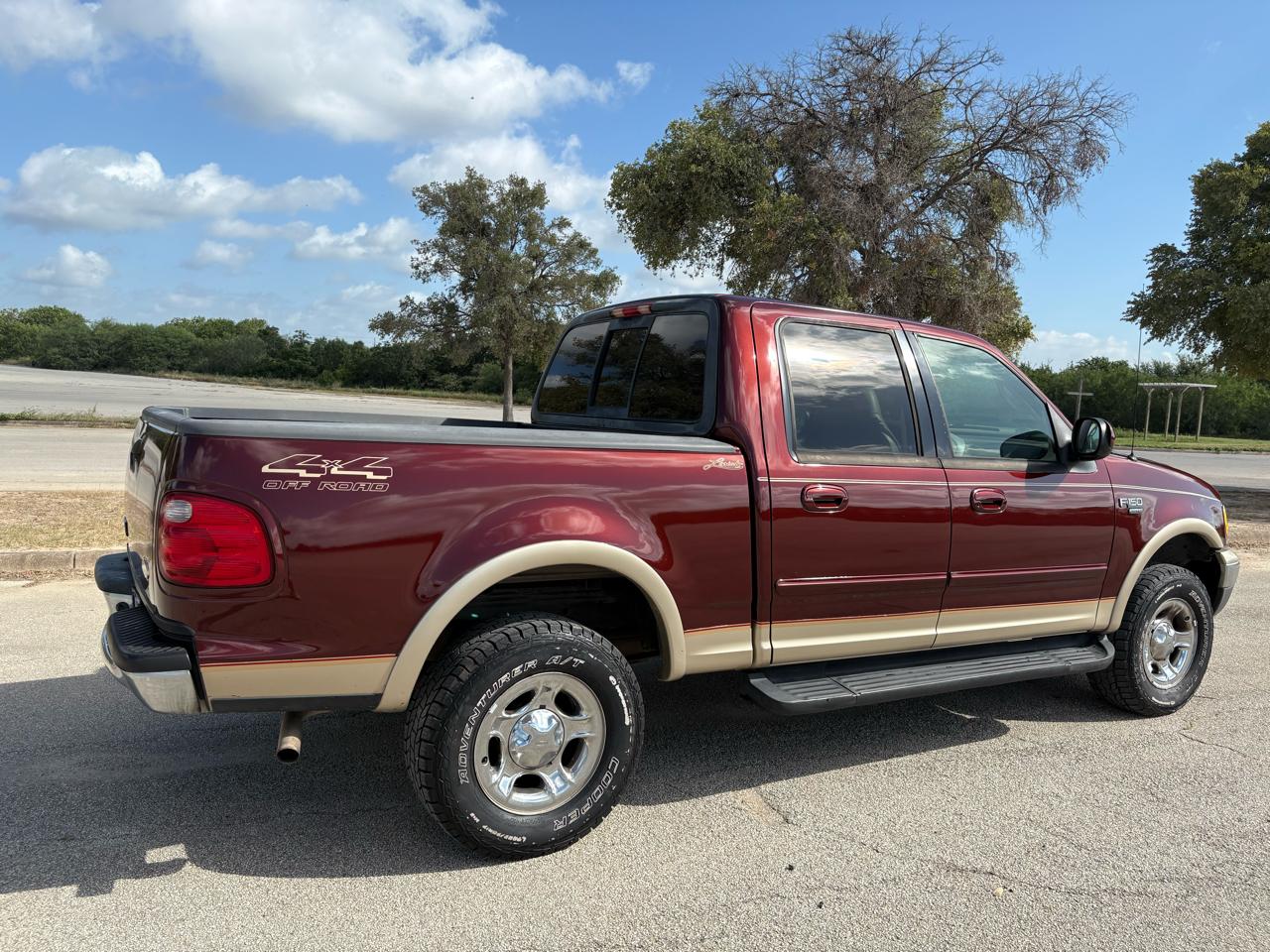 Ford F-150 SuperCrew Crew Cab 139" Lariat 4WD 2001