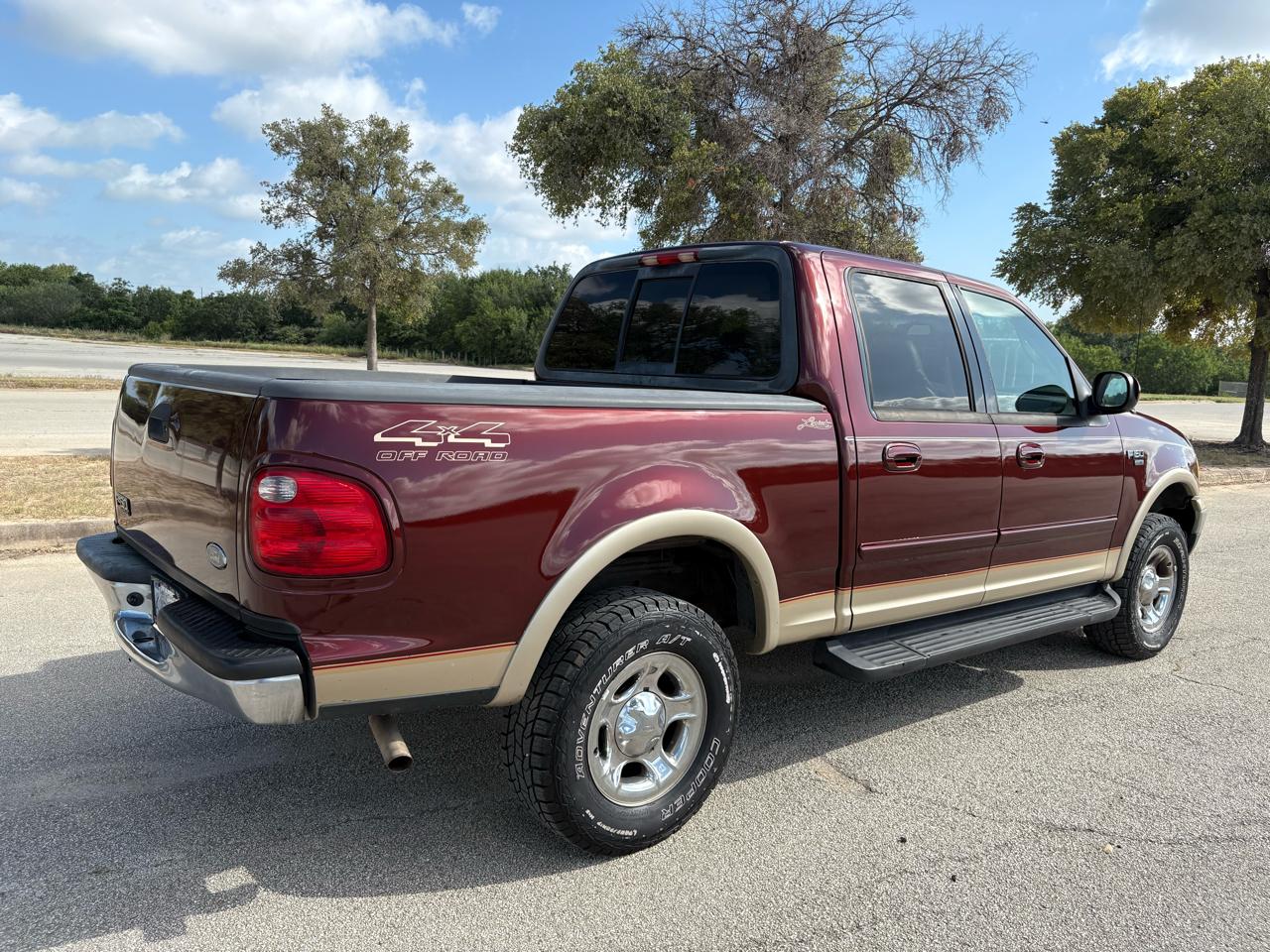 Ford F-150 SuperCrew Crew Cab 139" Lariat 4WD 2001