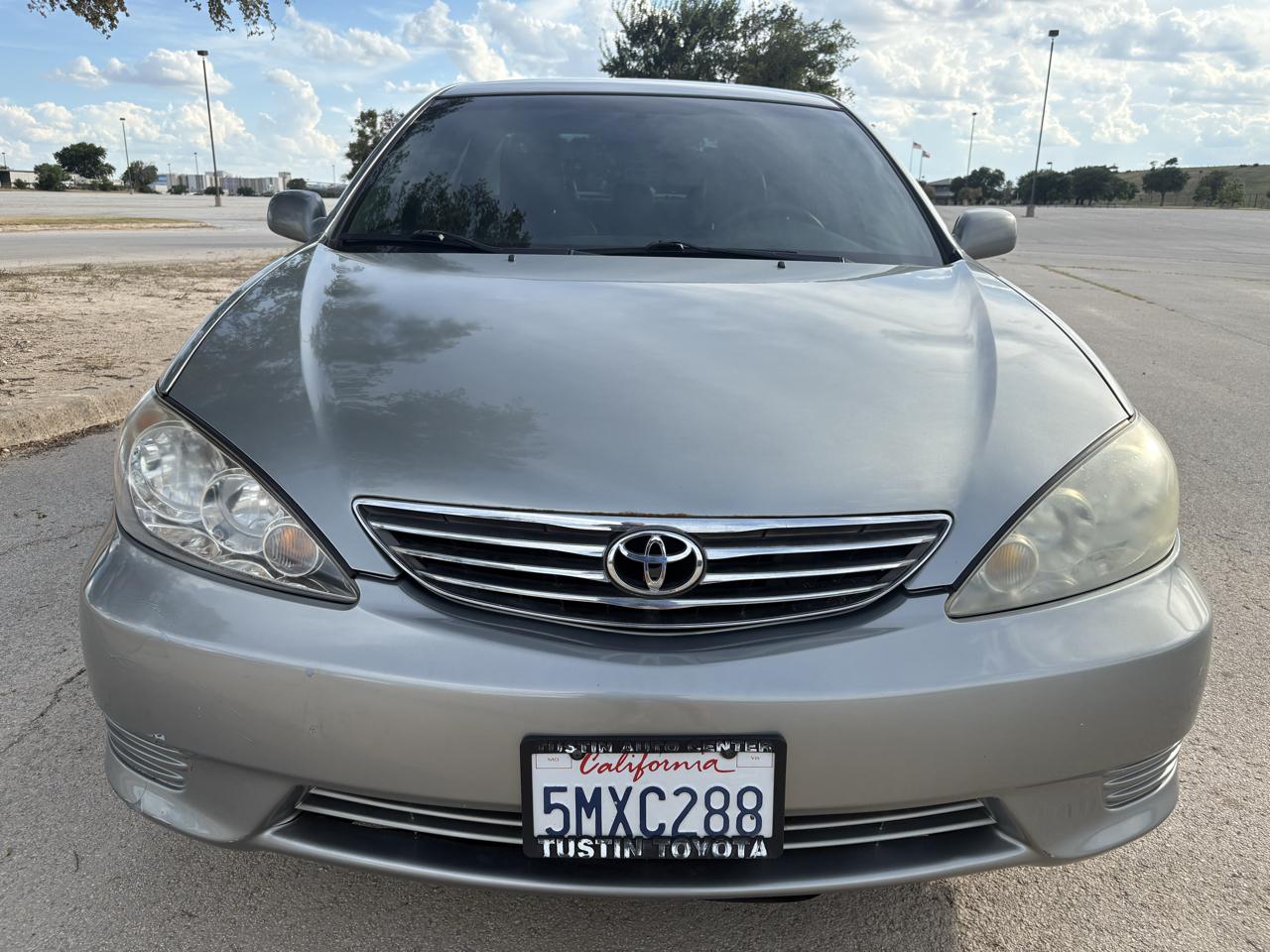Toyota Camry 4dr Sdn LE V6 Auto (Natl) 2005