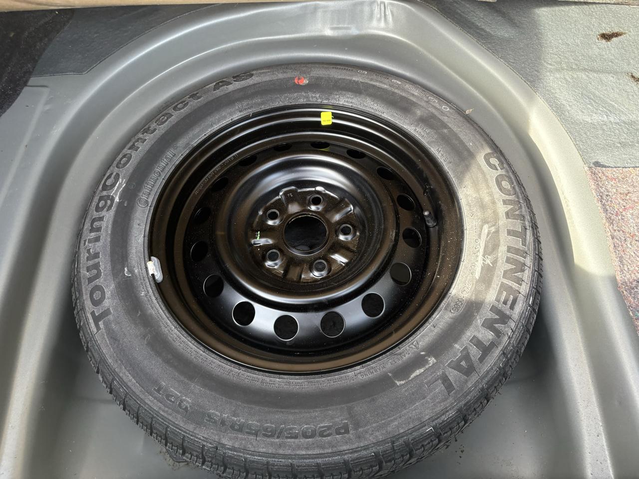 Toyota Camry 4dr Sdn LE V6 Auto (Natl) 2005