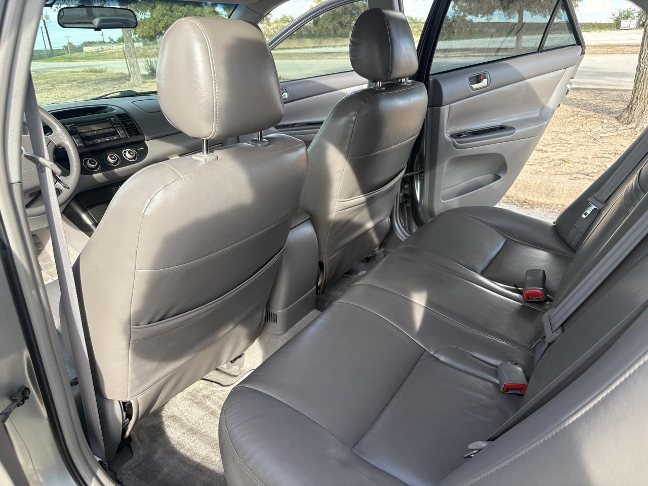 Toyota Camry 4dr Sdn LE V6 Auto (Natl) 2005