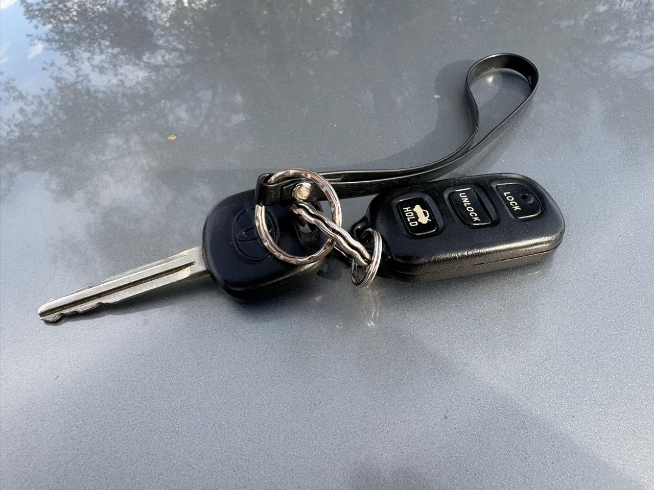 Toyota Camry 4dr Sdn LE V6 Auto (Natl) 2005