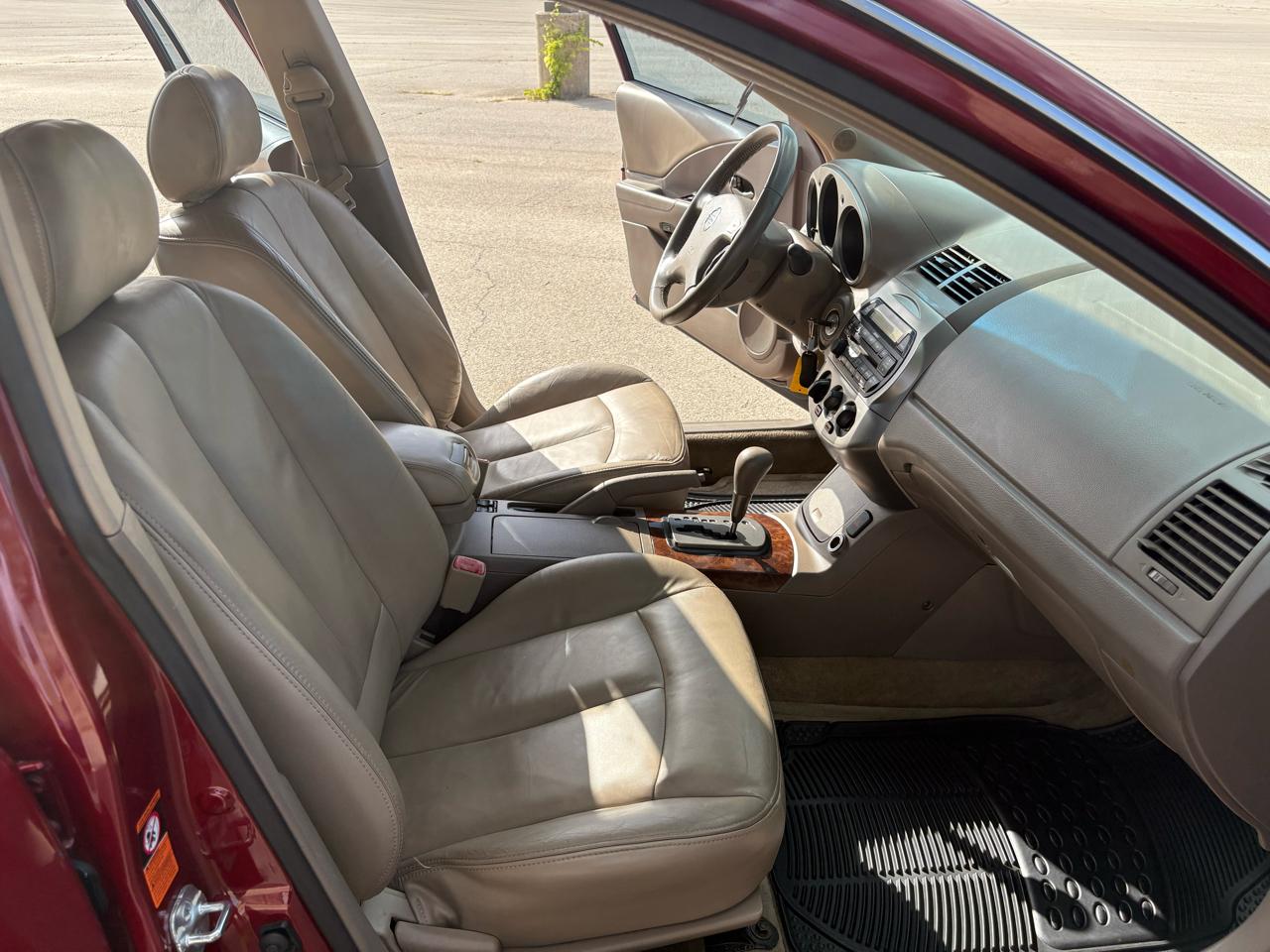 Nissan Altima  2004