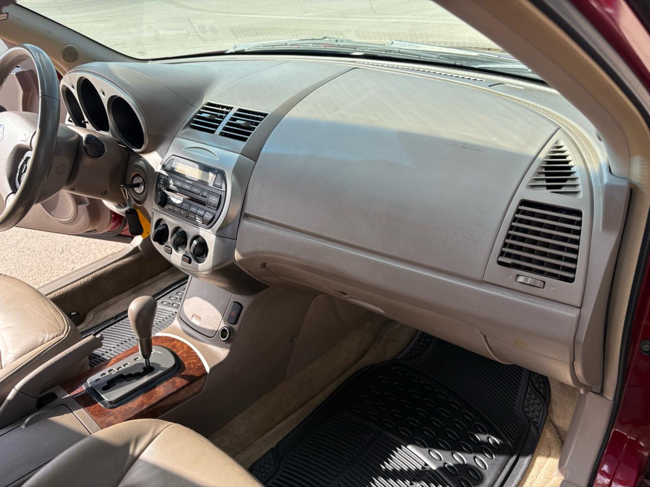 Nissan Altima  2004