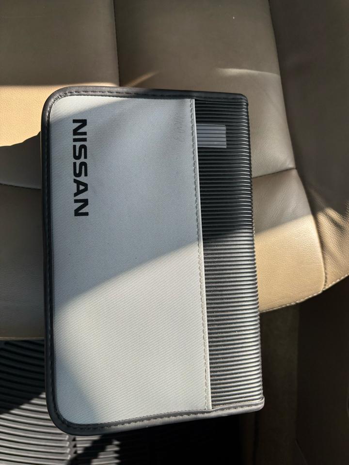 Nissan Altima  2004