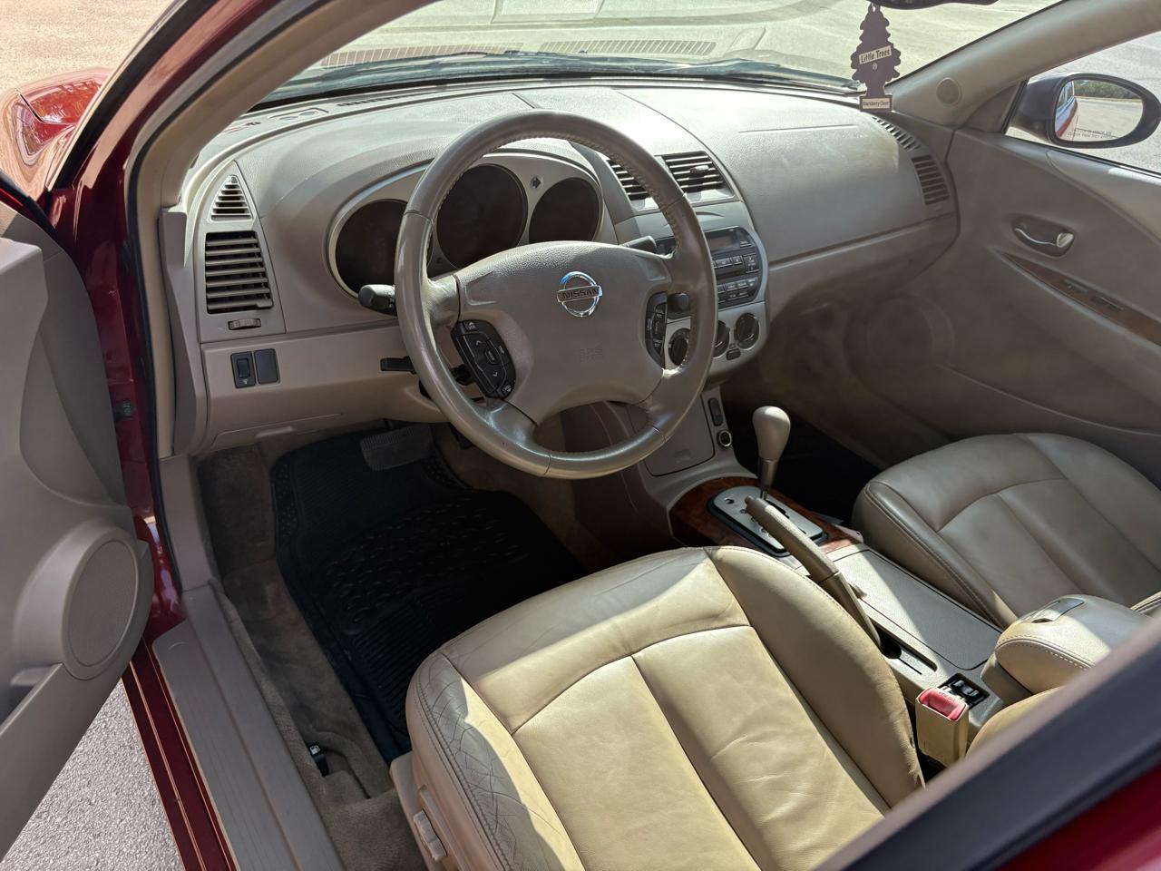 Nissan Altima  2004
