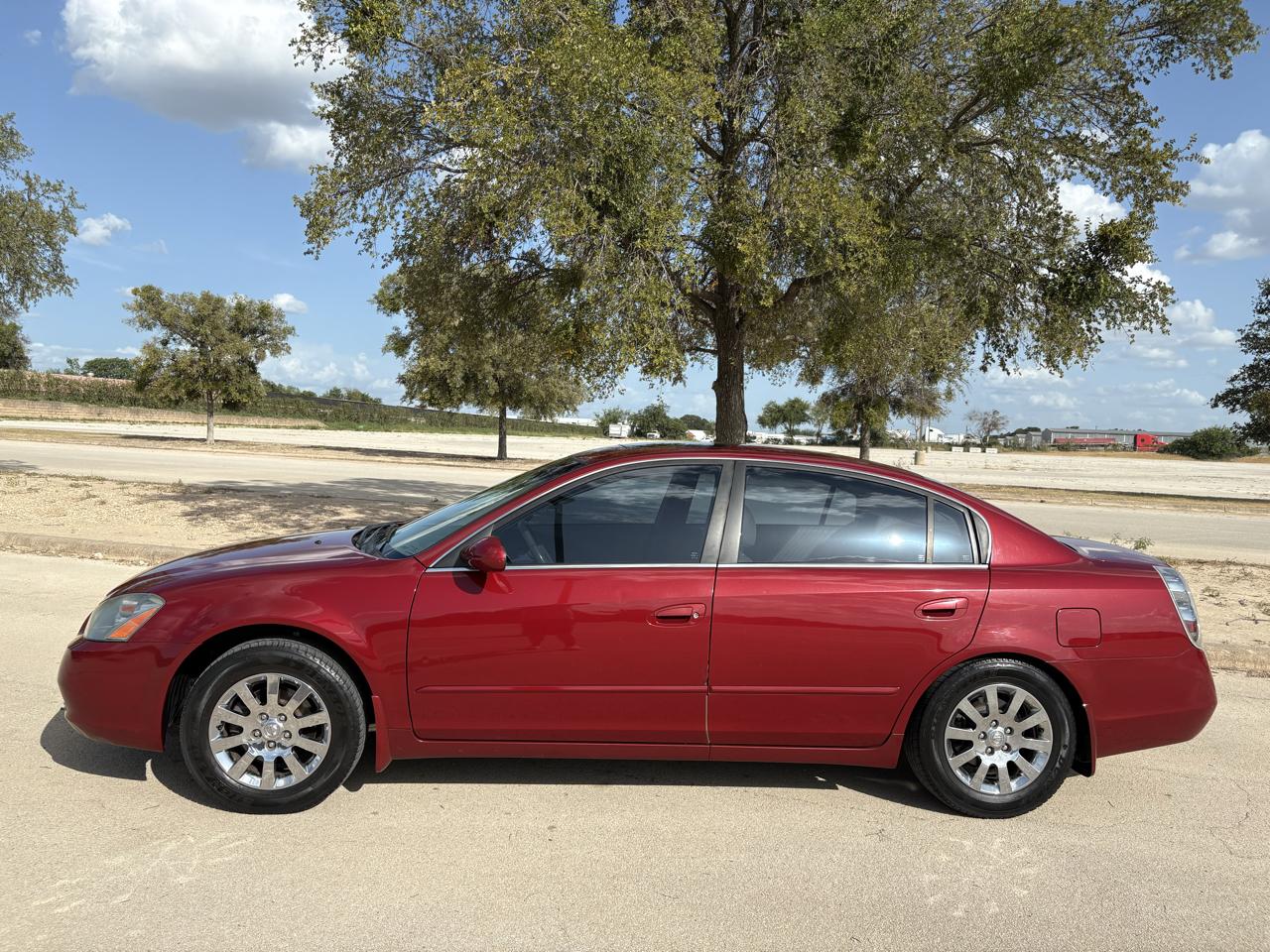 Nissan Altima  2004