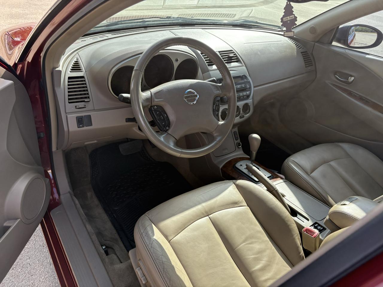 Nissan Altima  2004