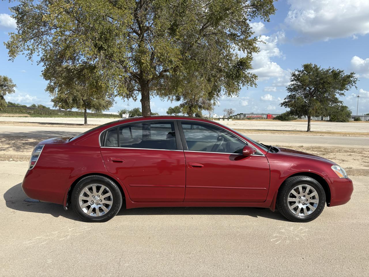 Nissan Altima  2004