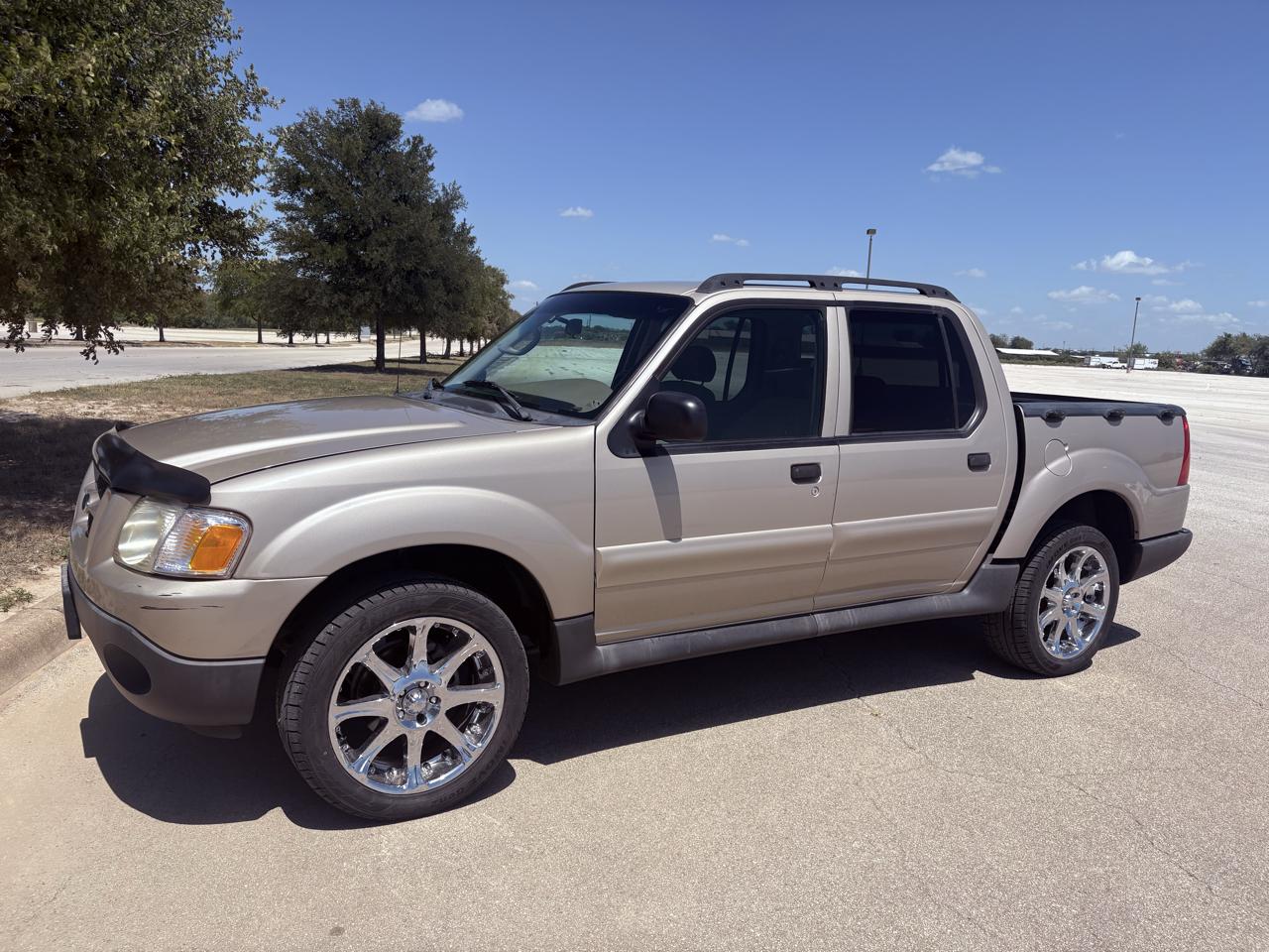 Ford Explorer Sport Trac  2004