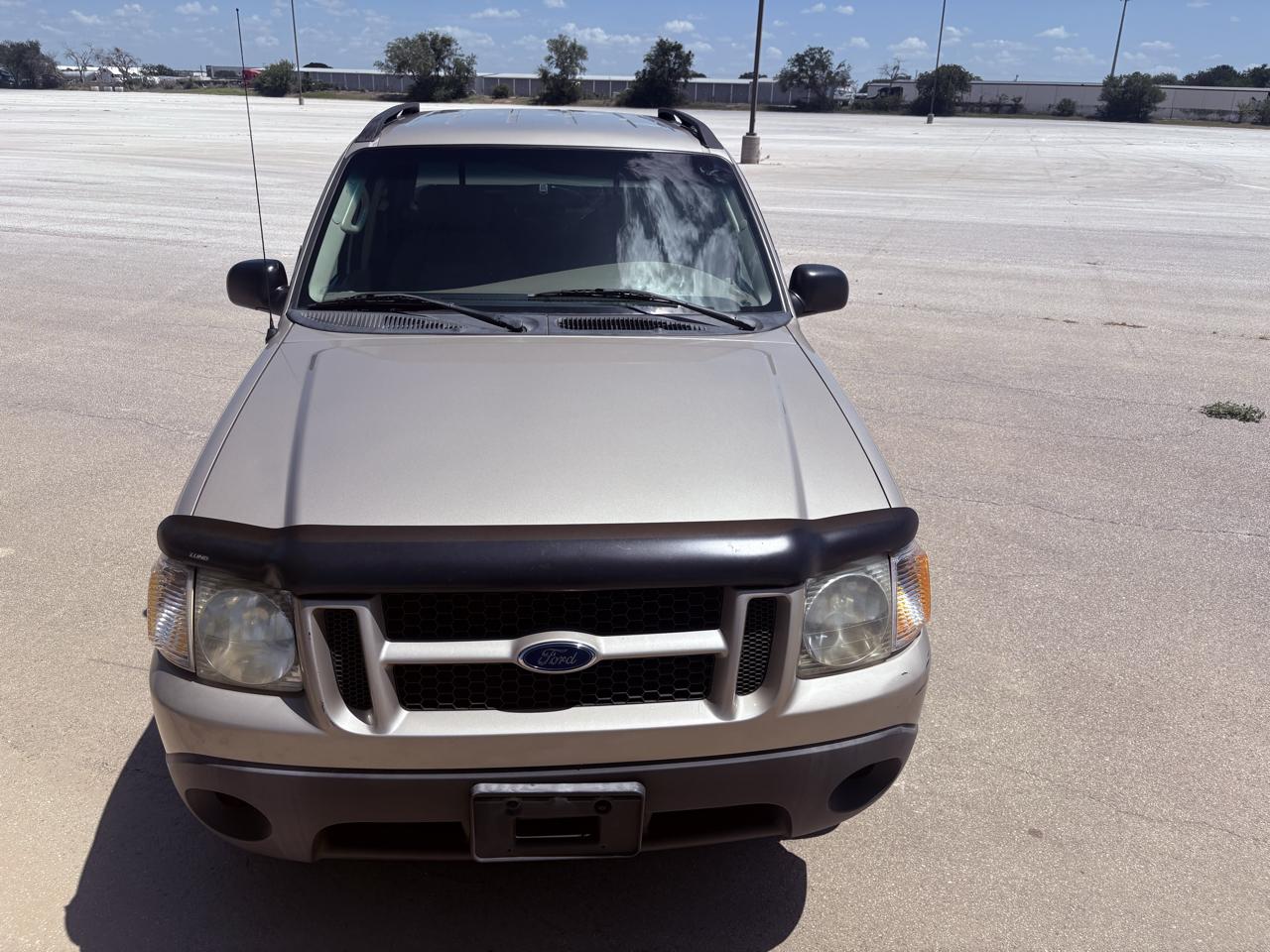 Ford Explorer Sport Trac  2004